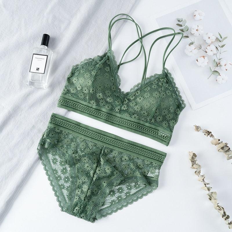 Conjunto Lingerie em Renda Strap - Preços ao Alcance