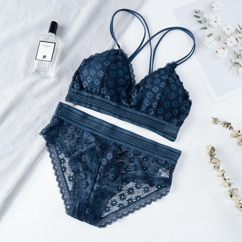 Conjunto Lingerie em Renda Strap - Preços ao Alcance