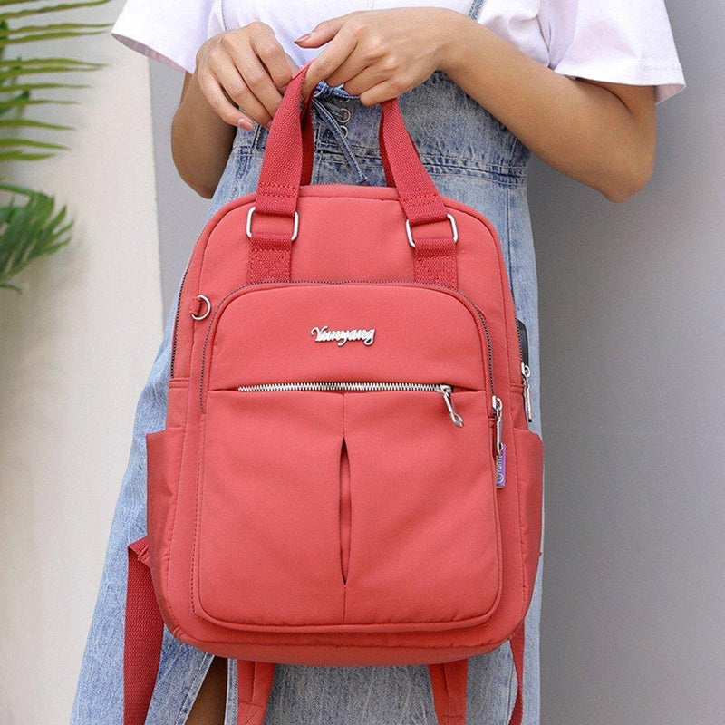 Mochila com Carregador USB - Preços ao Alcance