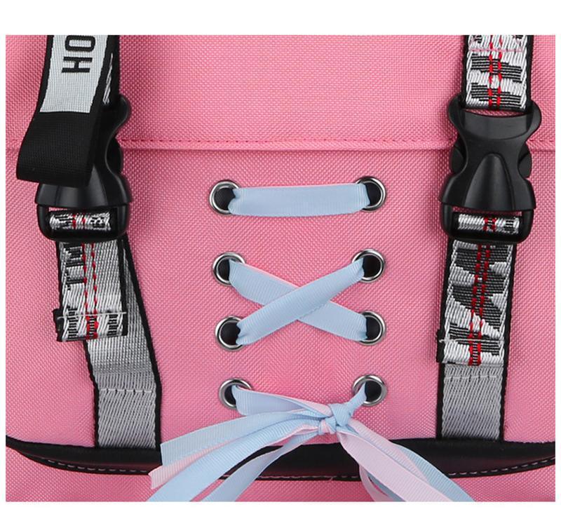 Mochila Feminina com Entrada USB e Trava Anti-Roubo - Preços ao Alcance