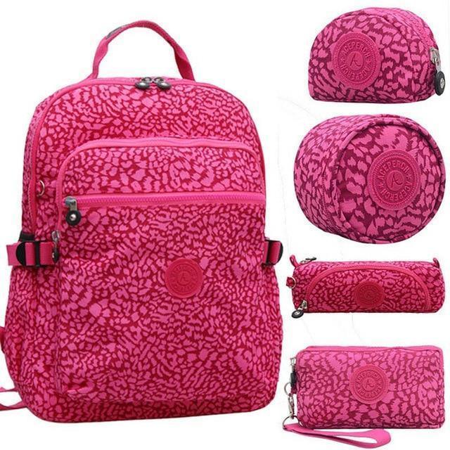 Conjunto Mochila Aceperch e Necessaries - Preços ao Alcance