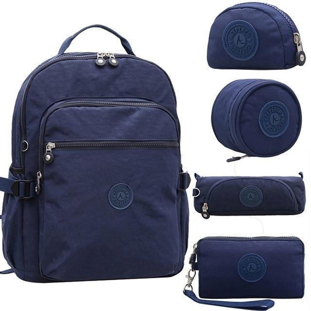 Conjunto Mochila Aceperch e Necessaries - Preços ao Alcance